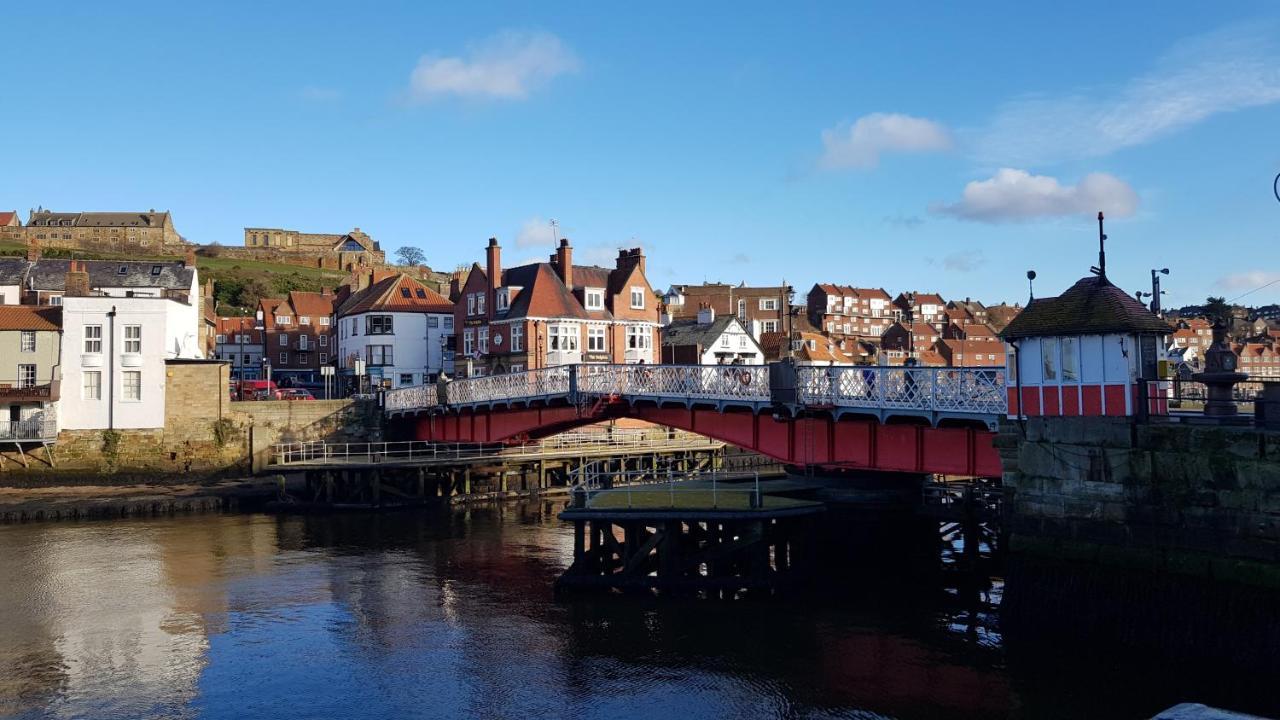 The Hideaway Villa Whitby Esterno foto