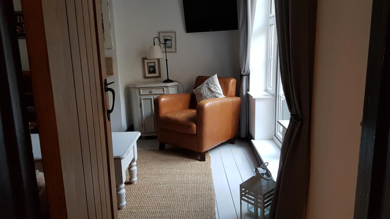 The Hideaway Villa Whitby Esterno foto