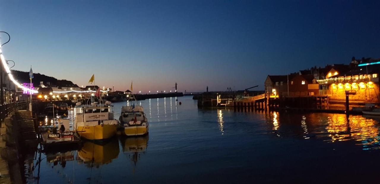 The Hideaway Villa Whitby Esterno foto