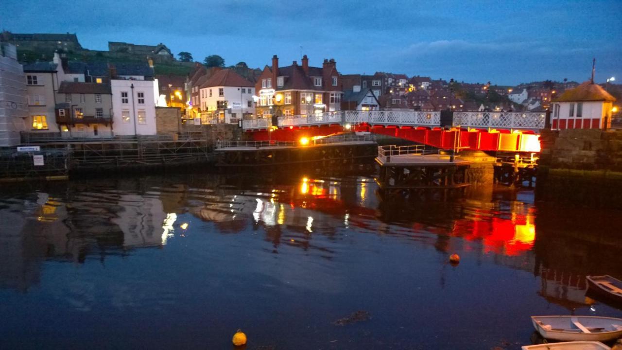 The Hideaway Villa Whitby Esterno foto