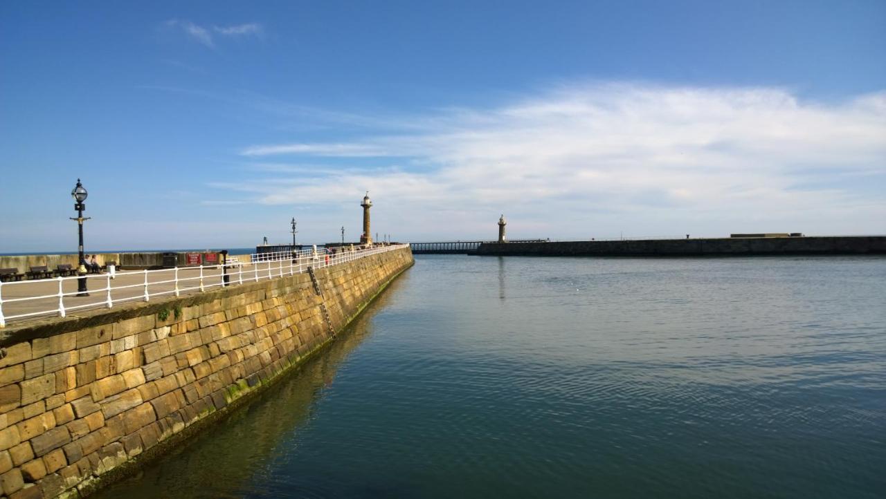 The Hideaway Villa Whitby Esterno foto